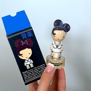 Harajuku lovers music perfume